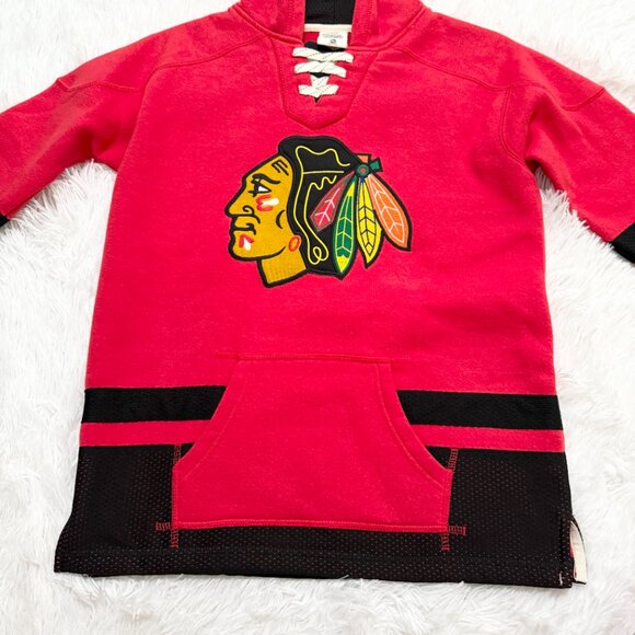 CCM Pro Oka Athletic Equipment Chicago Blackhawks Sweater in Red Size Medium - Picture 3 of 9
